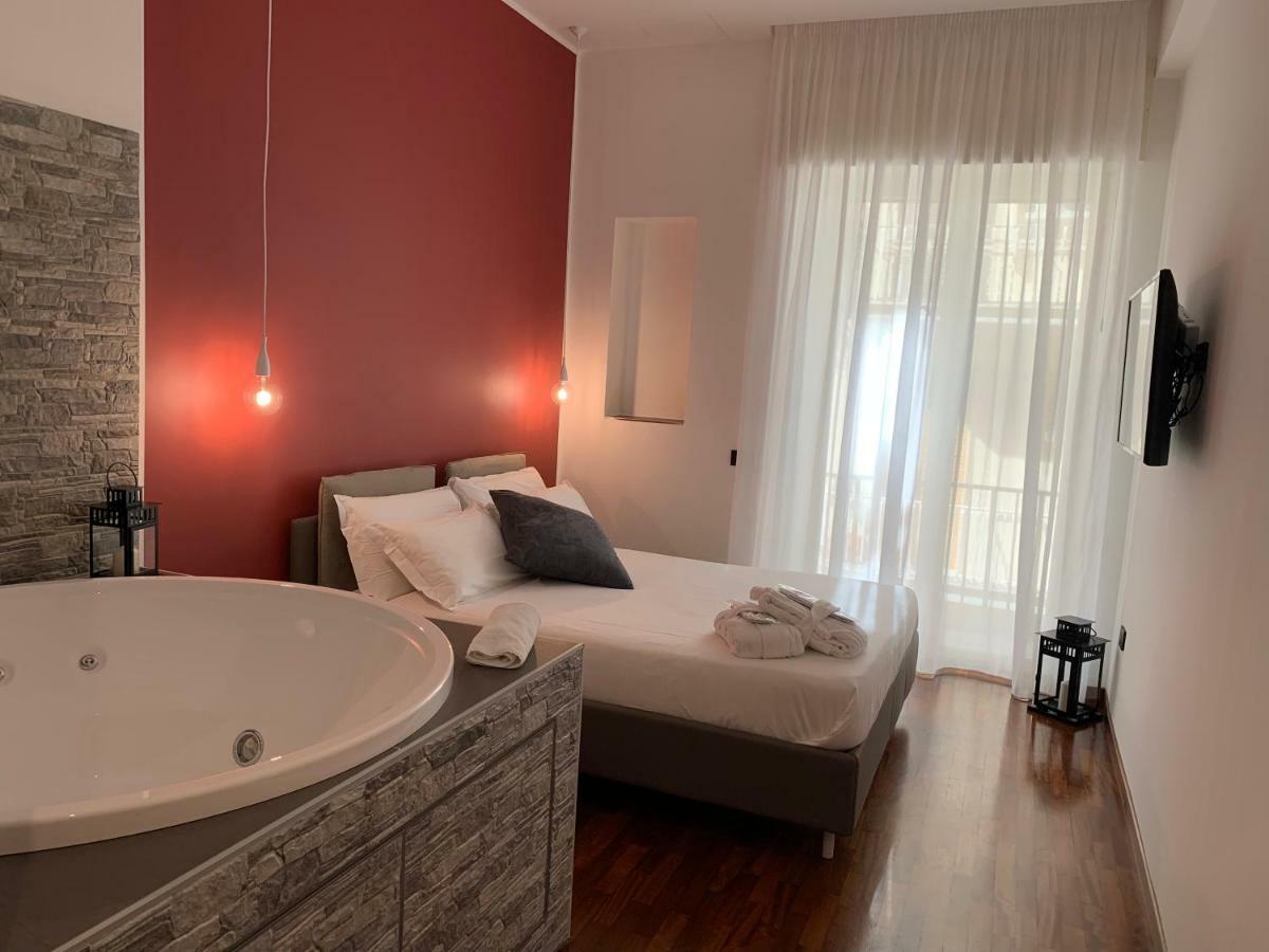 Cellamare Suite & Spa เนเปิลส์ ภายนอก รูปภาพ